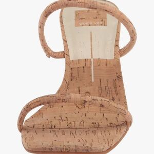 Dolce Vita Tan Cork Sandals size 7.5
